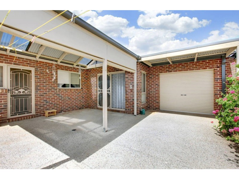 29 McBurnie Drive, Kurunjang VIC 3337