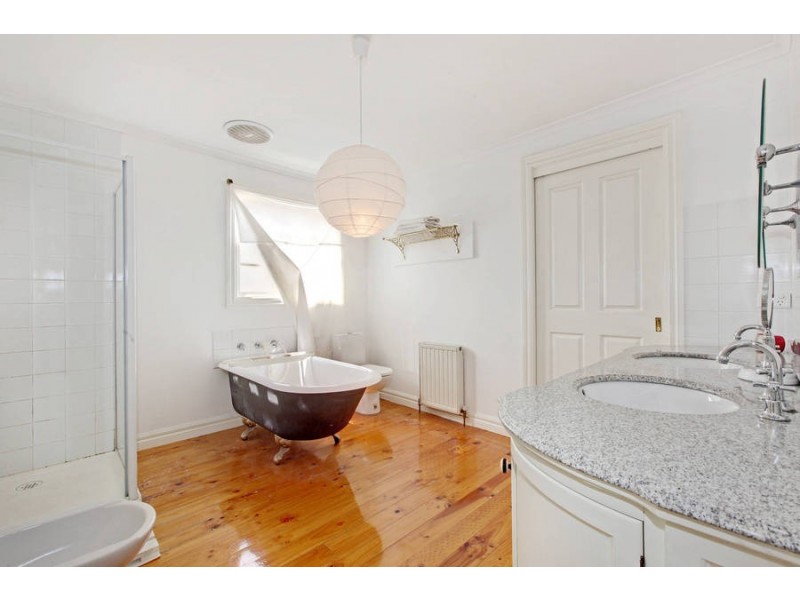 2  Galilee Boulevard, Melton West VIC 3337