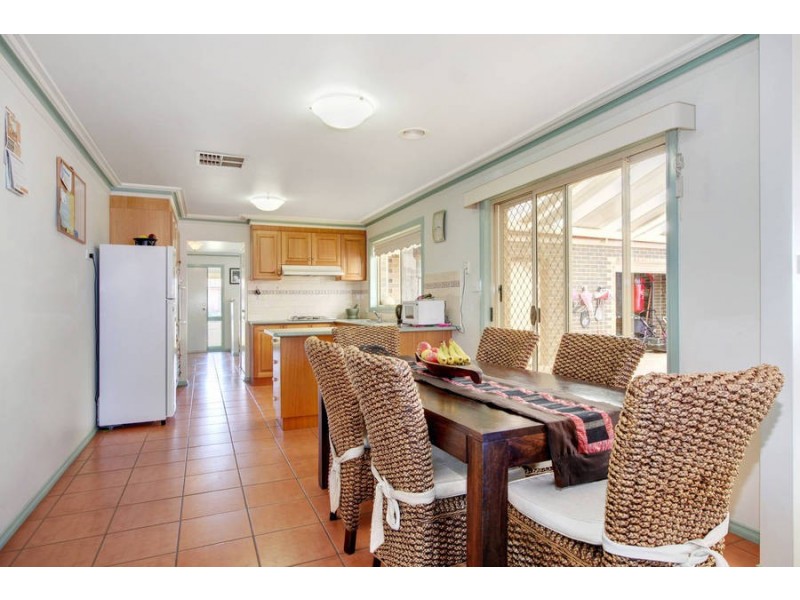 295 Centenary Avenue, Melton West VIC 3337