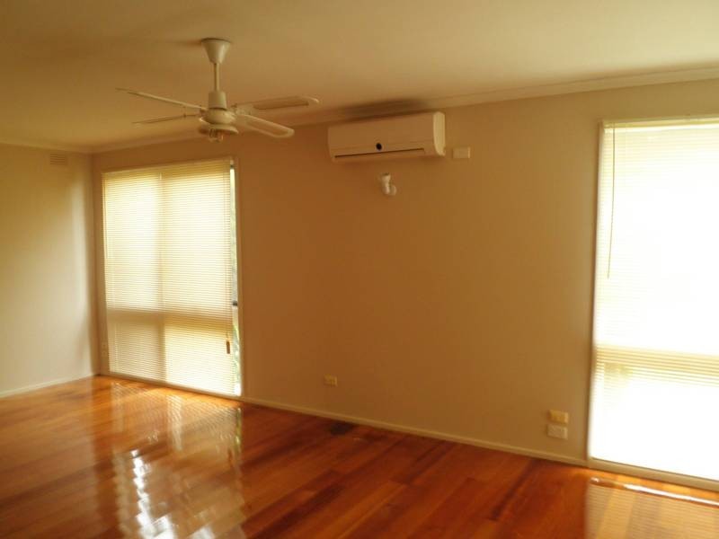 15 Bittern Street, Melton VIC 3337