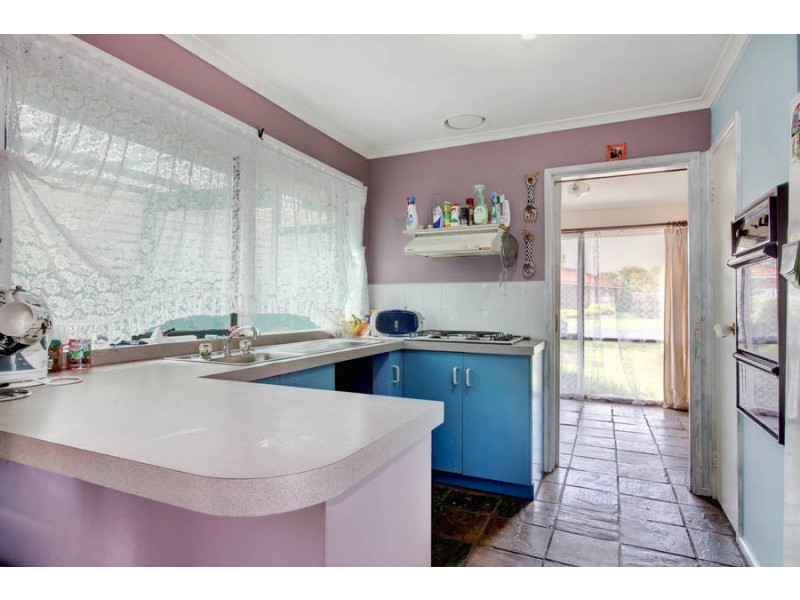 29 Walsingham Crescent, Kurunjang VIC 3337