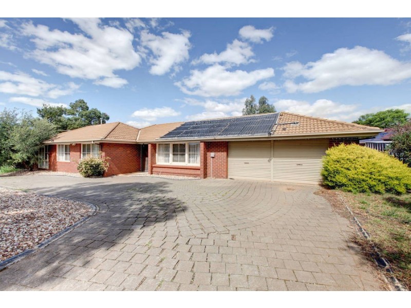 1 Manning Avenue, Kurunjang VIC 3337