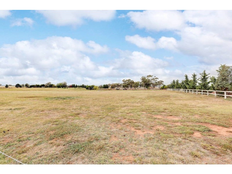 356 Brooklyn Road, Brookfield VIC 3338