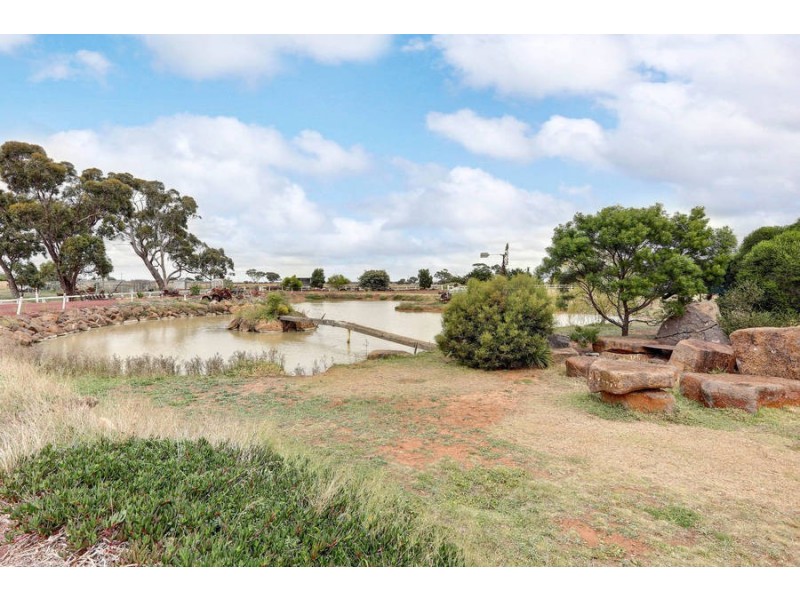 356 Brooklyn Road, Brookfield VIC 3338