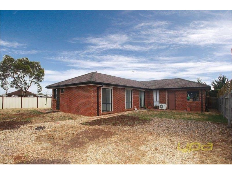 21 Benjamin Court, Kurunjang VIC 3337