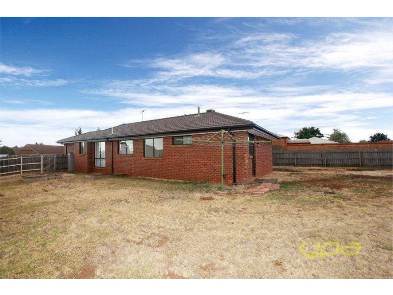 21 Benjamin Court, Kurunjang VIC 3337