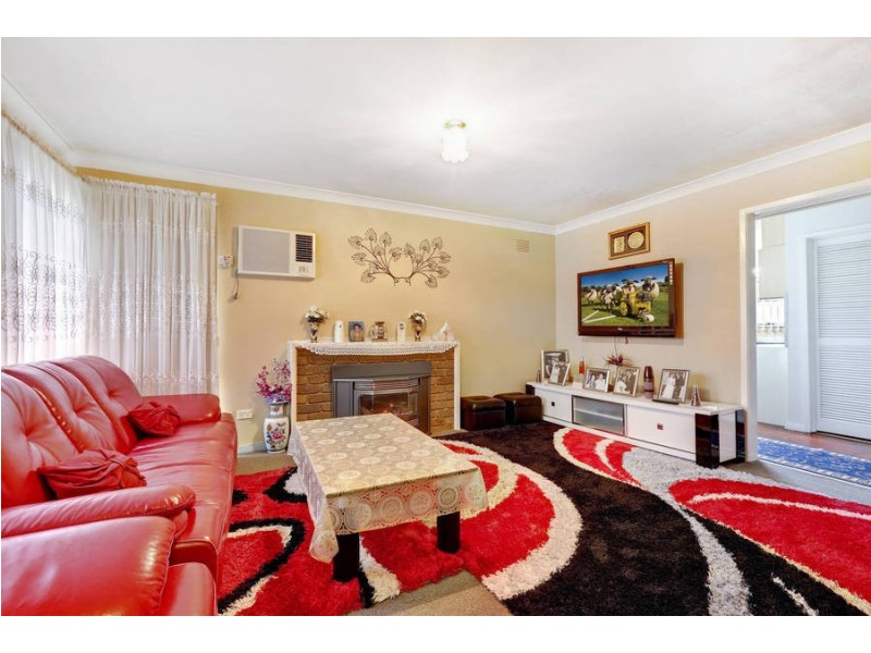 69 Childs Street, Melton South VIC 3338