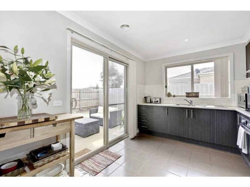 20/20-22 Roslyn Park Drive, Melton West VIC 3337