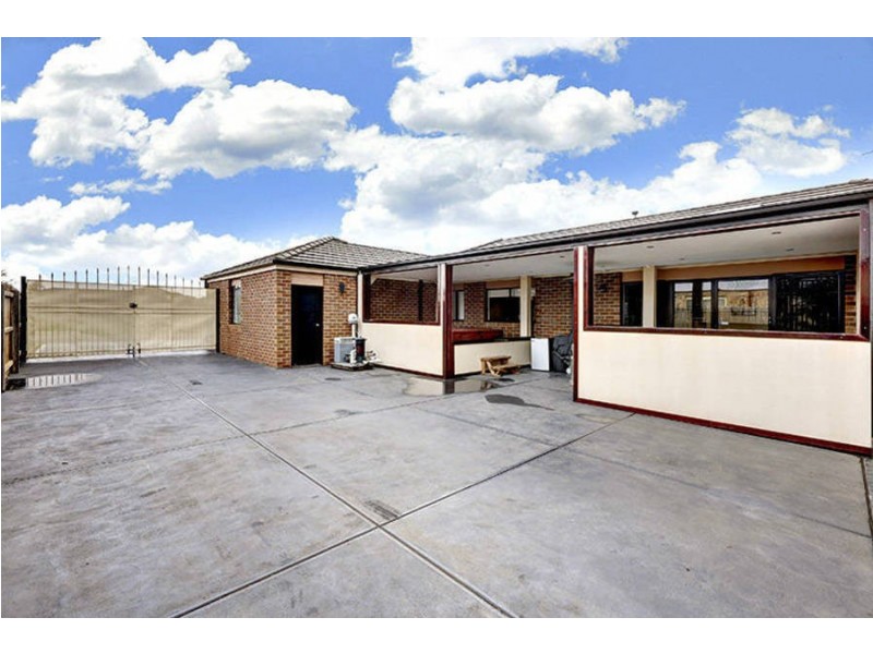 8 Davies Avenue, Brookfield VIC 3338