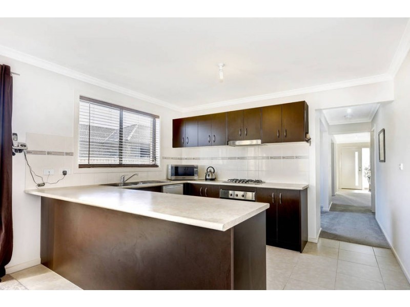 13 Gautam Grove, Melton West VIC 3337