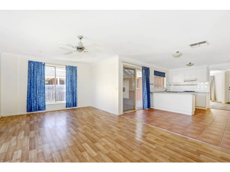 287 Centenary Avenue, Melton West VIC 3337