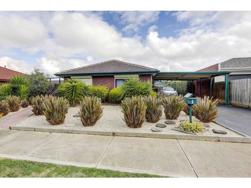 1 Gamalite Drive, Melton West VIC 3337