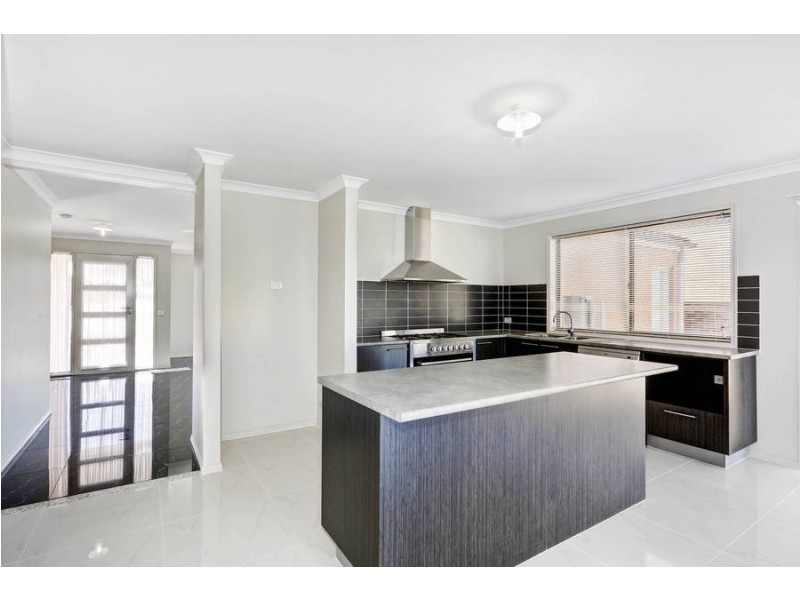 28 McBurnie Drive, Kurunjang VIC 3337