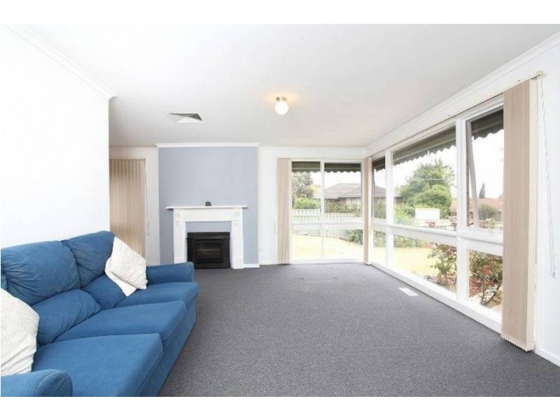 49 Barries Road, Melton VIC 3337