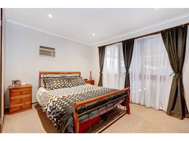 12 Monash Street, Melton South VIC 3338