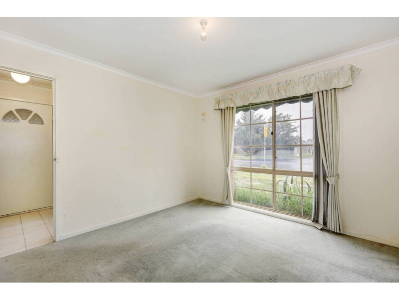 25 Wilson Road, Melton South VIC 3338