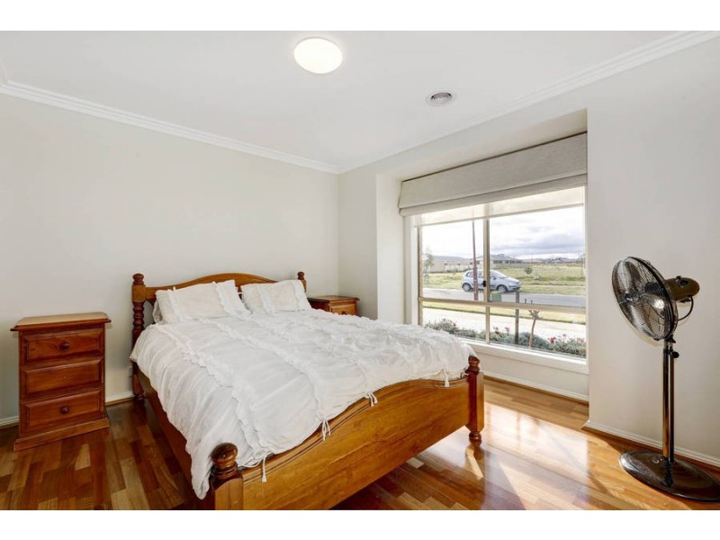 26 Marlo Drive, Melton West VIC 3337