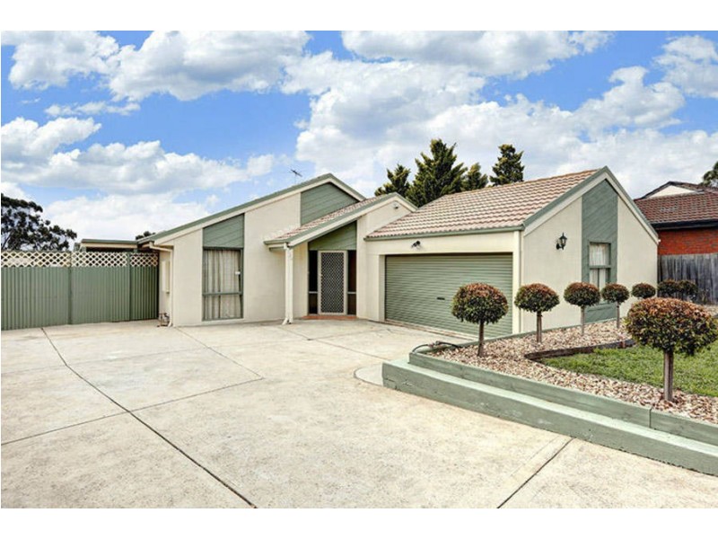 34 Trethowan Avenue, Melton West VIC 3337