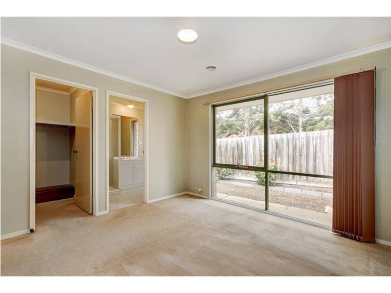 34 Trethowan Avenue, Melton West VIC 3337