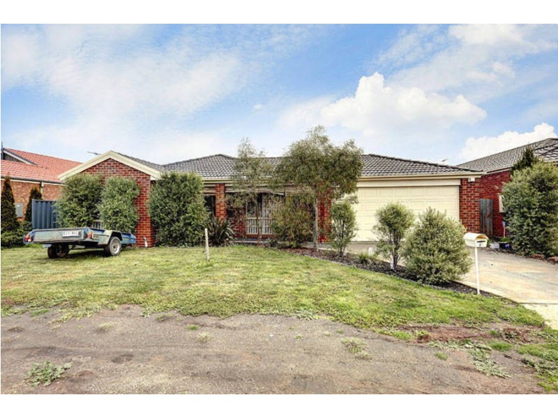 21 Carlyon Close, Melton West VIC 3337