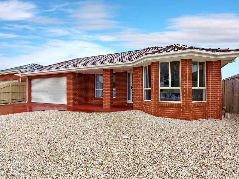 8 Thomasz Place, Kurunjang VIC 3337