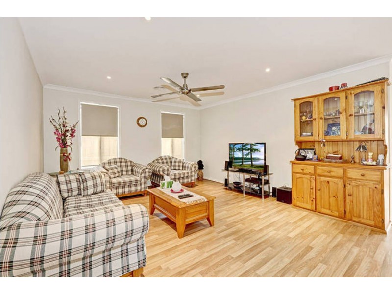 71 Bangalay Drive, Brookfield VIC 3338