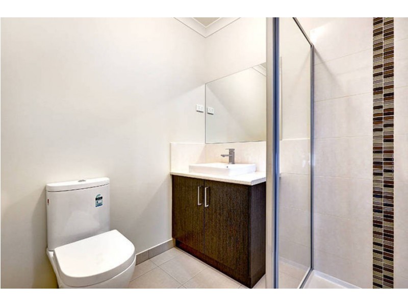 24 Ravida Avenue, Melton West VIC 3337