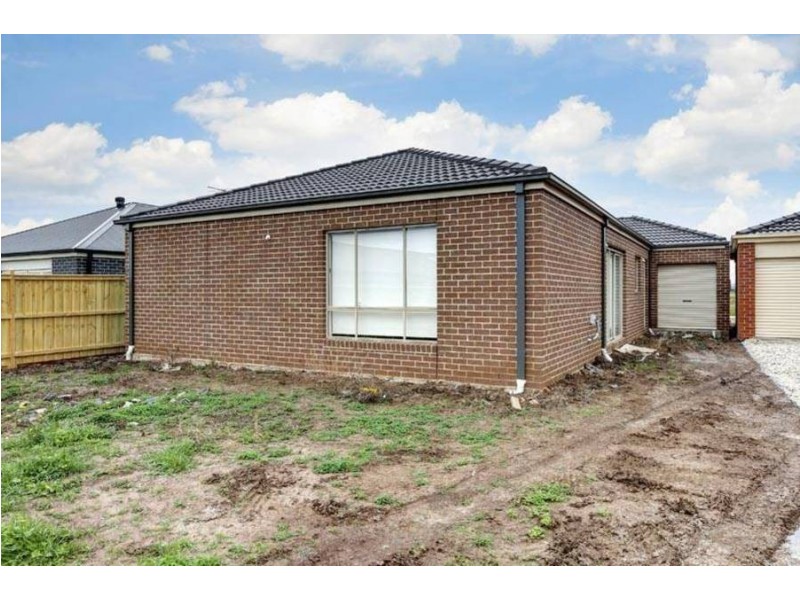 24 Ravida Avenue, Melton West VIC 3337