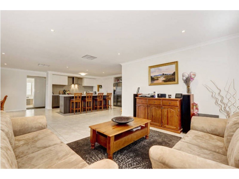 164 Clarkes Road, Brookfield VIC 3338