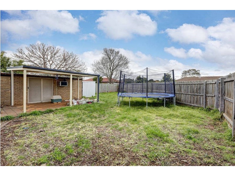 14 Sturt Road, Melton South VIC 3338