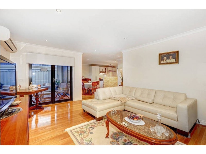 1/48 McBurnie Drive, Kurunjang VIC 3337