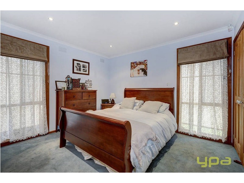 47 Centenary Avenue, Melton VIC 3337