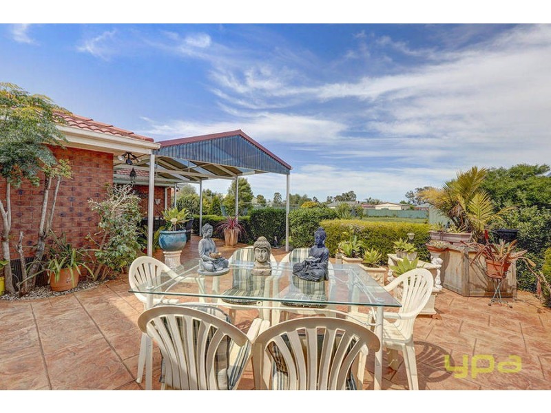 4 McBurnie Drive, Kurunjang VIC 3337