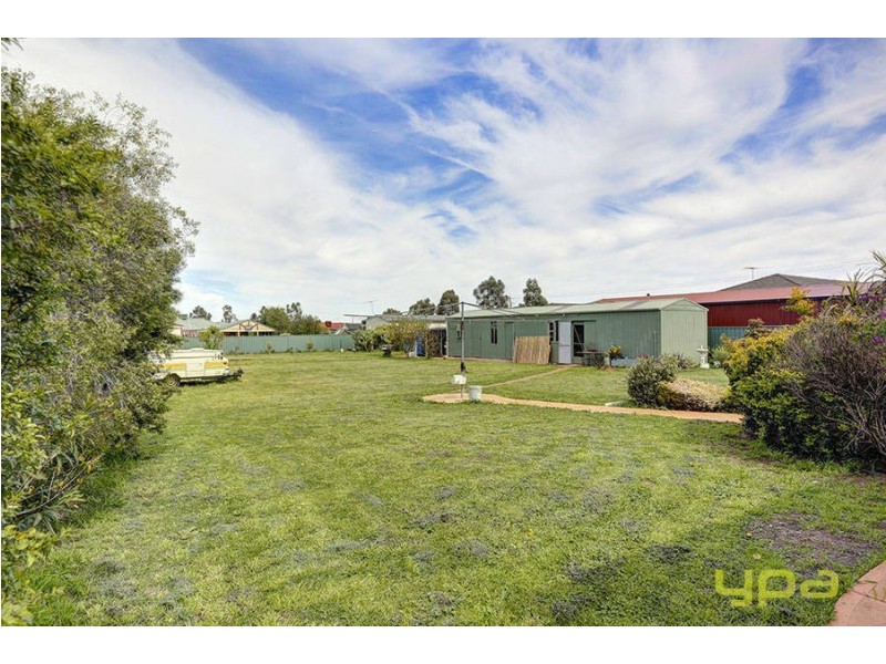 4 McBurnie Drive, Kurunjang VIC 3337