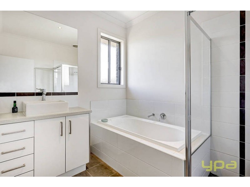 23 McBurnie Drive, Kurunjang VIC 3337