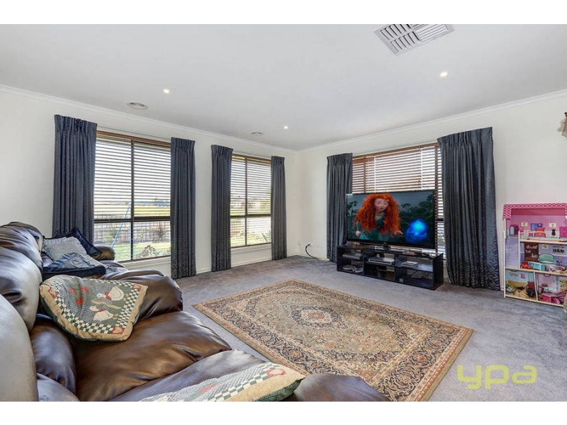 20 Peter Pan Crescent, Kurunjang VIC 3337