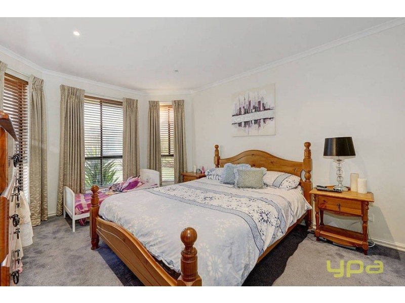 20 Peter Pan Crescent, Kurunjang VIC 3337