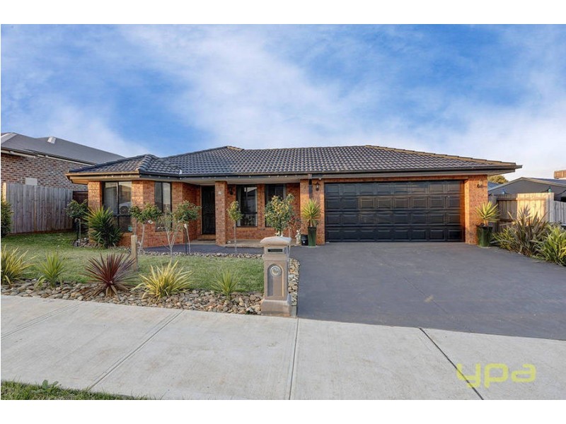 20 Peter Pan Crescent, Kurunjang VIC 3337
