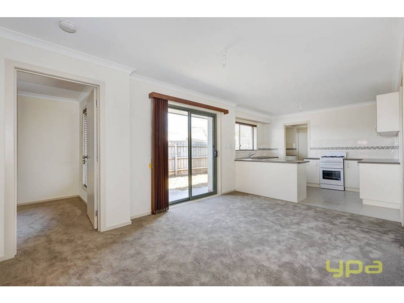 2/49 Smoult Drive, Kurunjang VIC 3337