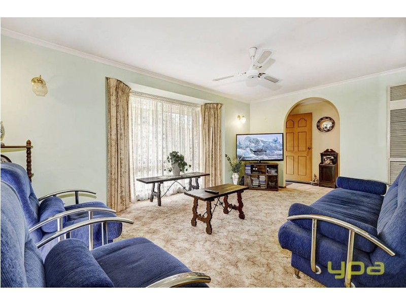 11 Smoult Drive, Kurunjang VIC 3337