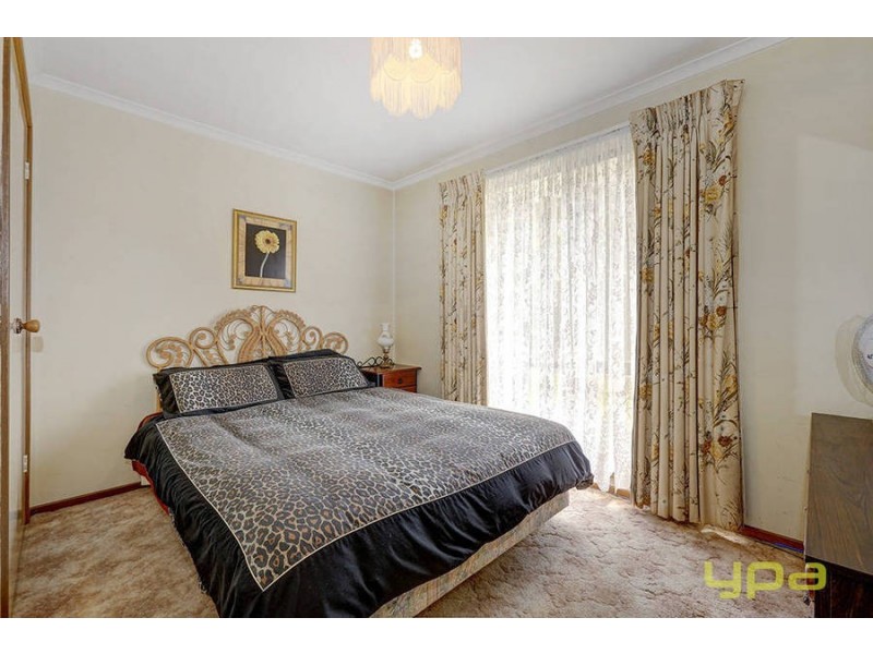 11 Smoult Drive, Kurunjang VIC 3337