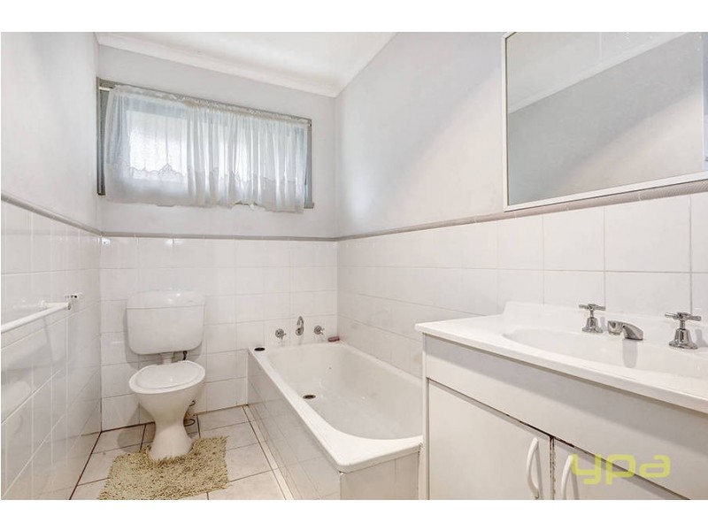 26 West Melton Drive, Melton West VIC 3337