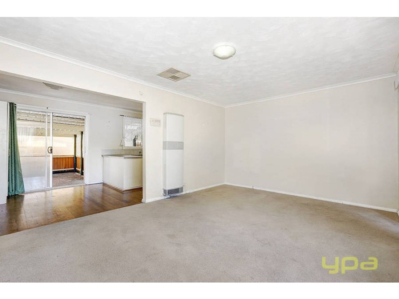 7 Grace Street, Melton South VIC 3338