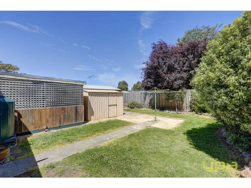 7 Grace Street, Melton South VIC 3338