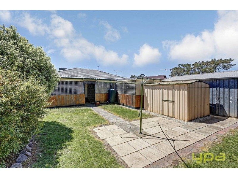7 Grace Street, Melton South VIC 3338