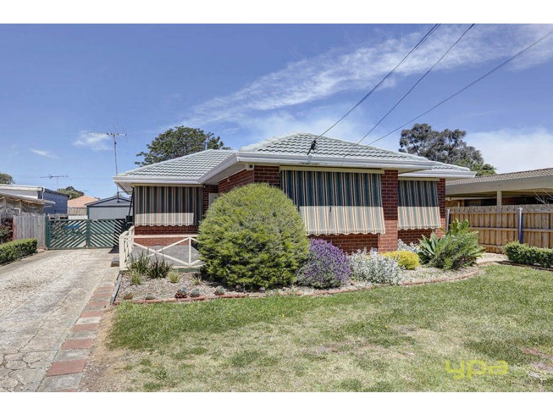 7 Grace Street, Melton South VIC 3338