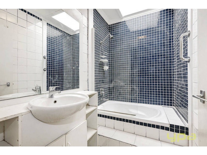 3/4 – 10 Plover Street, Melton VIC 3337