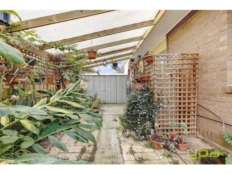 3/4 – 10 Plover Street, Melton VIC 3337