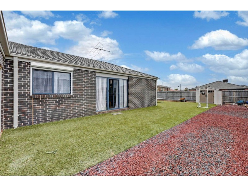 26 Lightfingers Street, Kurunjang VIC 3337