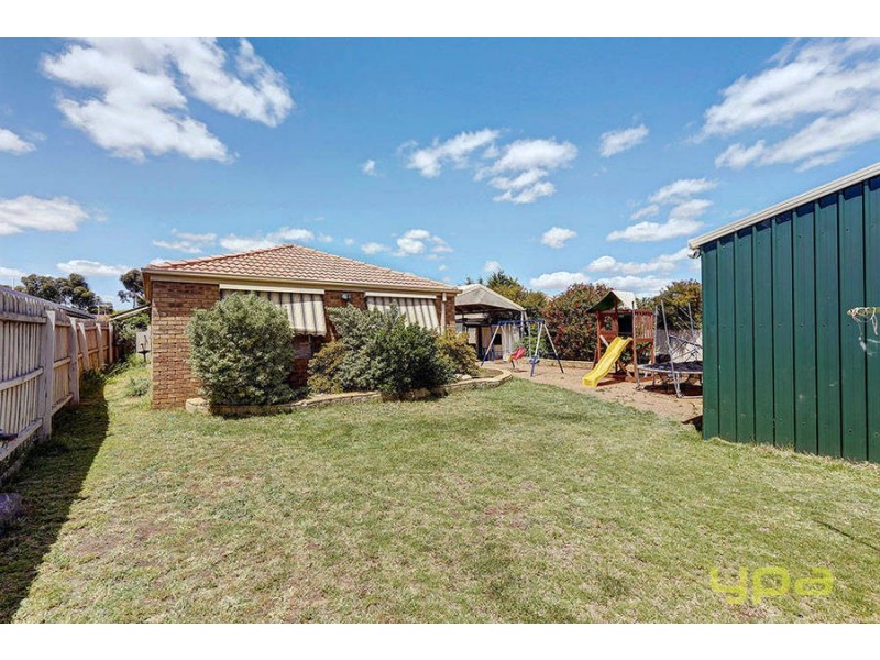 53 Smoult Drive, Kurunjang VIC 3337